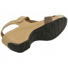 Sandalia de comfort Class con tiras grabadas contrastadas y planta de descanso movible en piso de cuña forrada al tono
