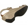 Sandalia de doble velcro ajustable  con cuña forrada al tono especial plantillas